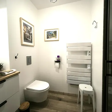 Les Treilles De - Et Sauna Interieur Couette-café *