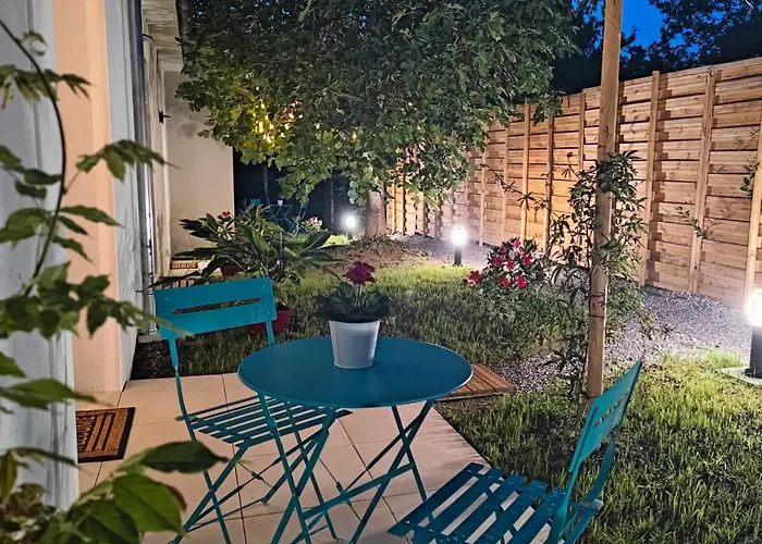 Les Treilles De - Et Sauna Interieur ベッド・アンド・ブレックファスト